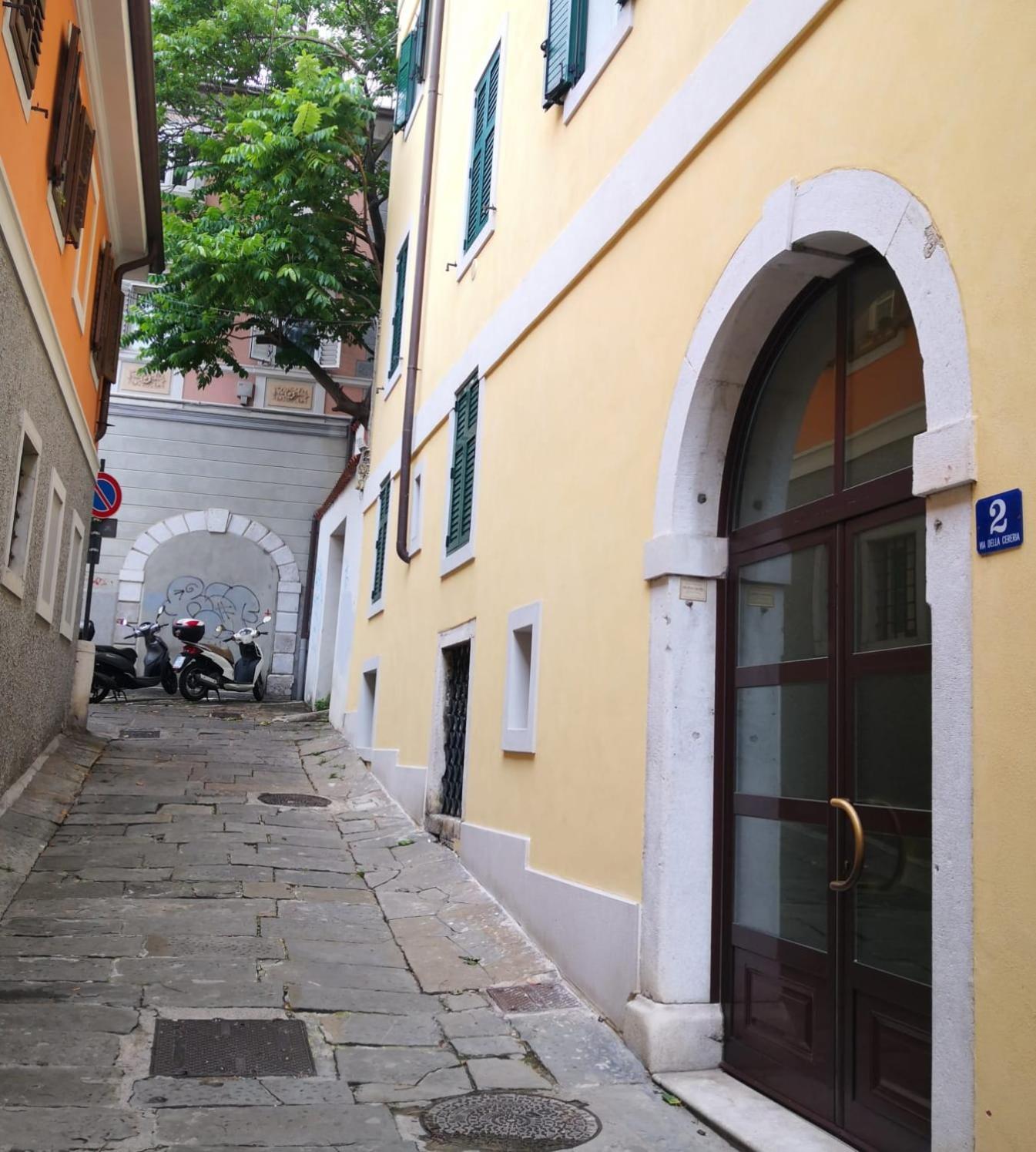 Antico Borgo Apartment Trieste Exterior photo